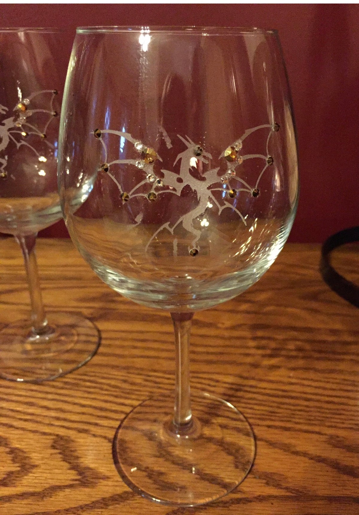 Dragon 2 hand-etched wine glass detail