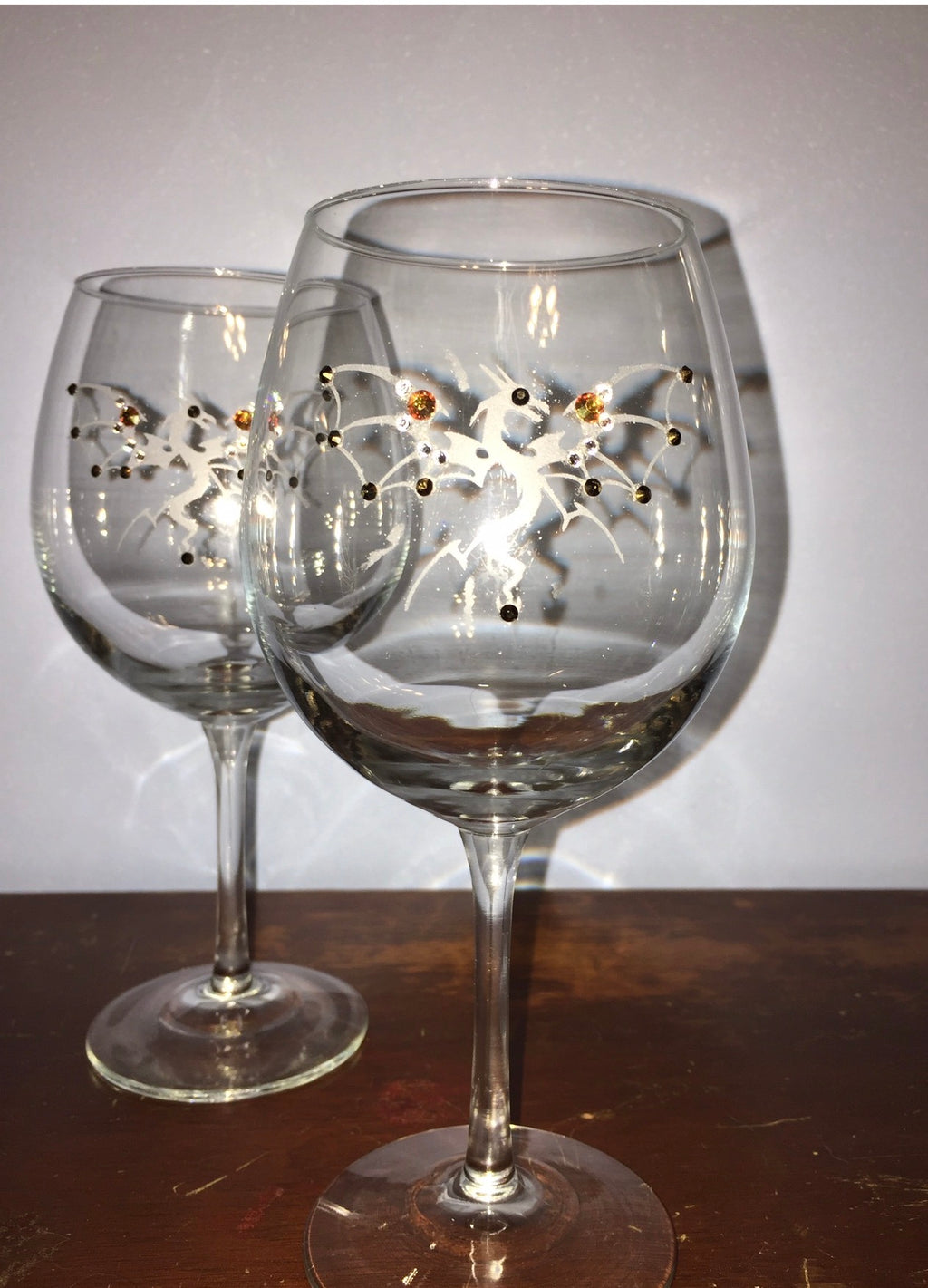 Pair of Dragon 2 hand-etched wine glasses