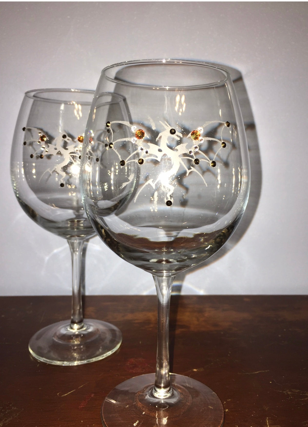 Pair of Dragon 2 hand-etched wine glasses